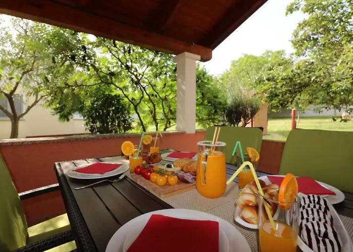 Melisa 5 By Interhome Casa vacanze Porec