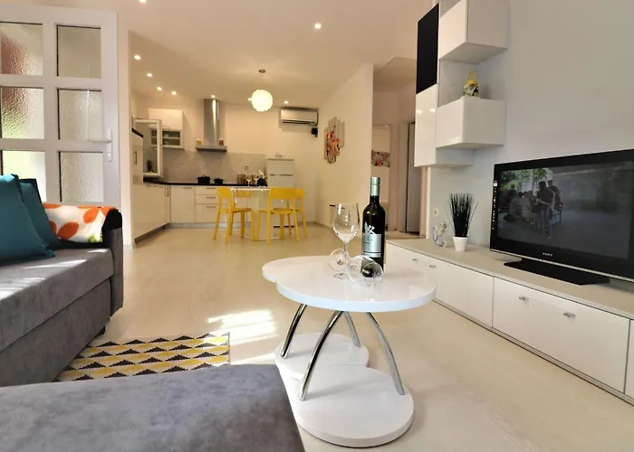 Melisa 5 By Interhome Porec